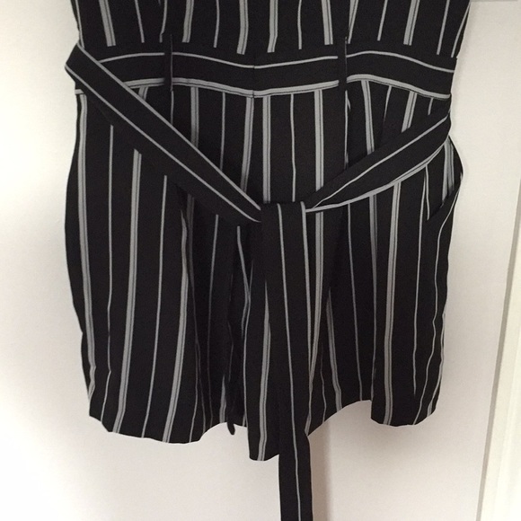 Banana republic romper - Picture 3 of 3